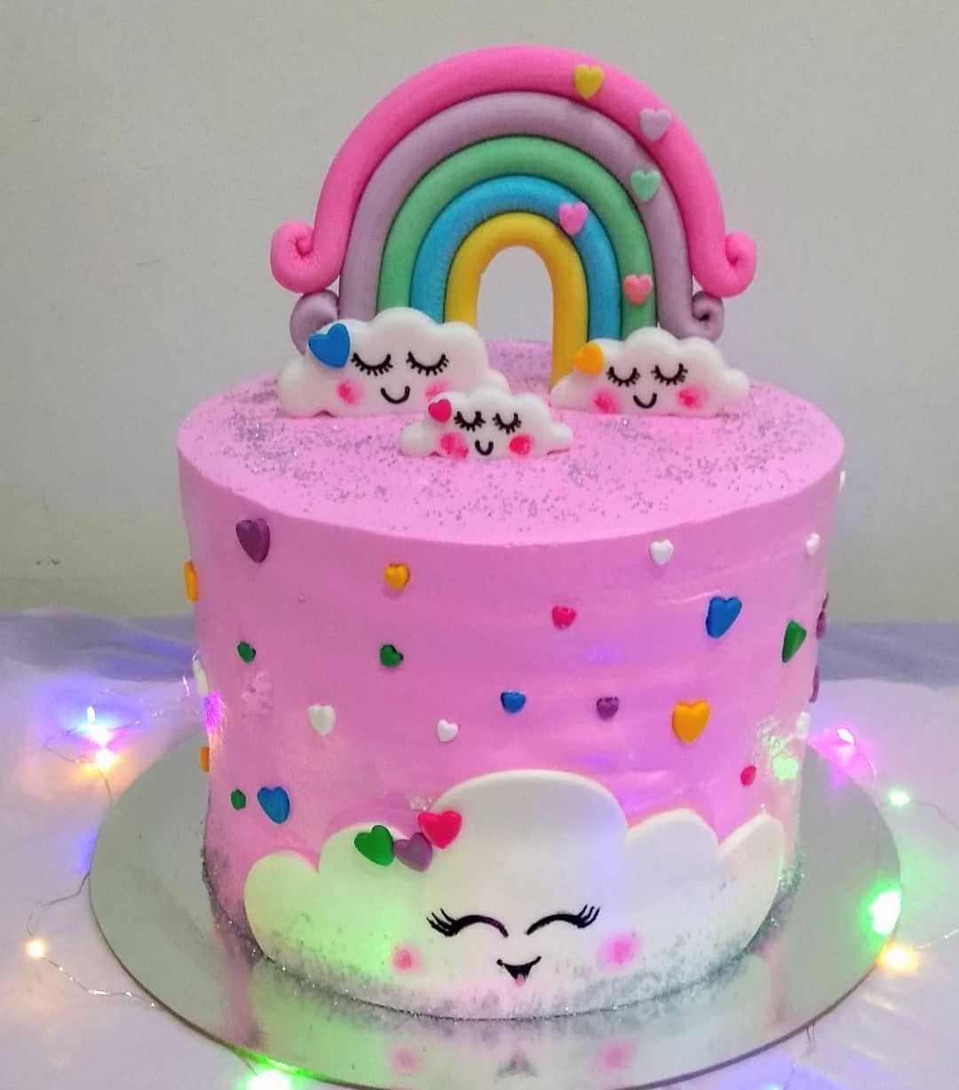 Premium RED N White Velvet Cake